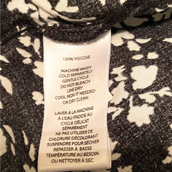 BEACHLUNCHLOUNGE COLLECTION Light & Airy Long Sleeves Button Front Size Large - Picture 5 of 5